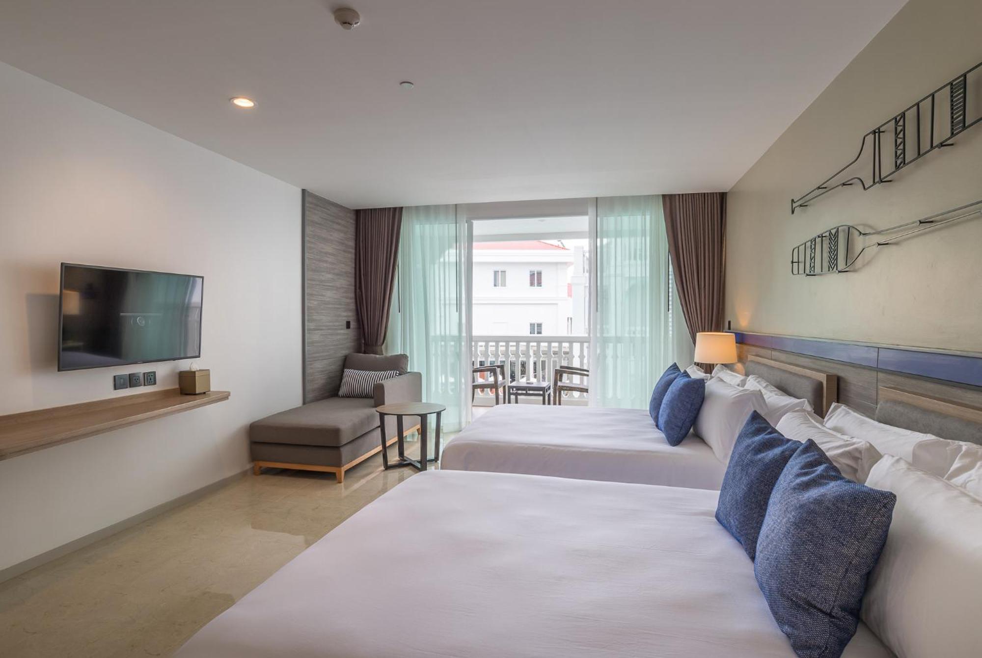 Centara Ao Nang Beach Resort & Spa Krabi Exterior photo